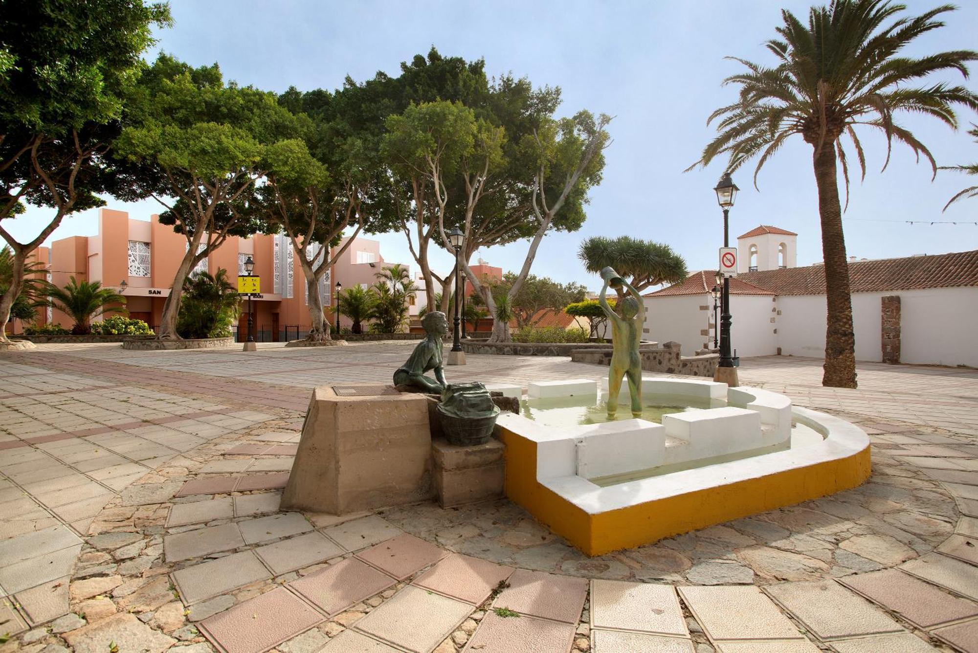 Casa Plaza San Nicolas De Bari Сардина Экстерьер фото